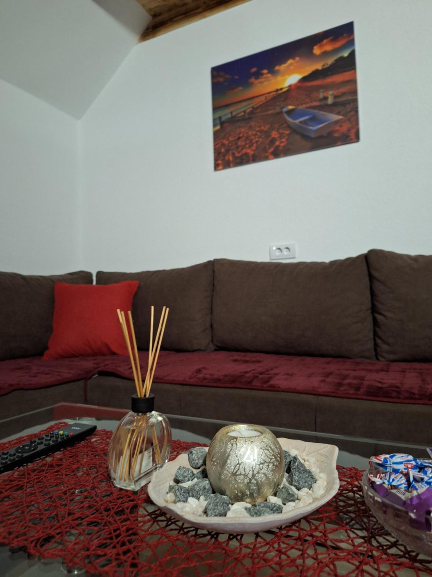 Apartmani Lena بلوزين المظهر الخارجي الصورة