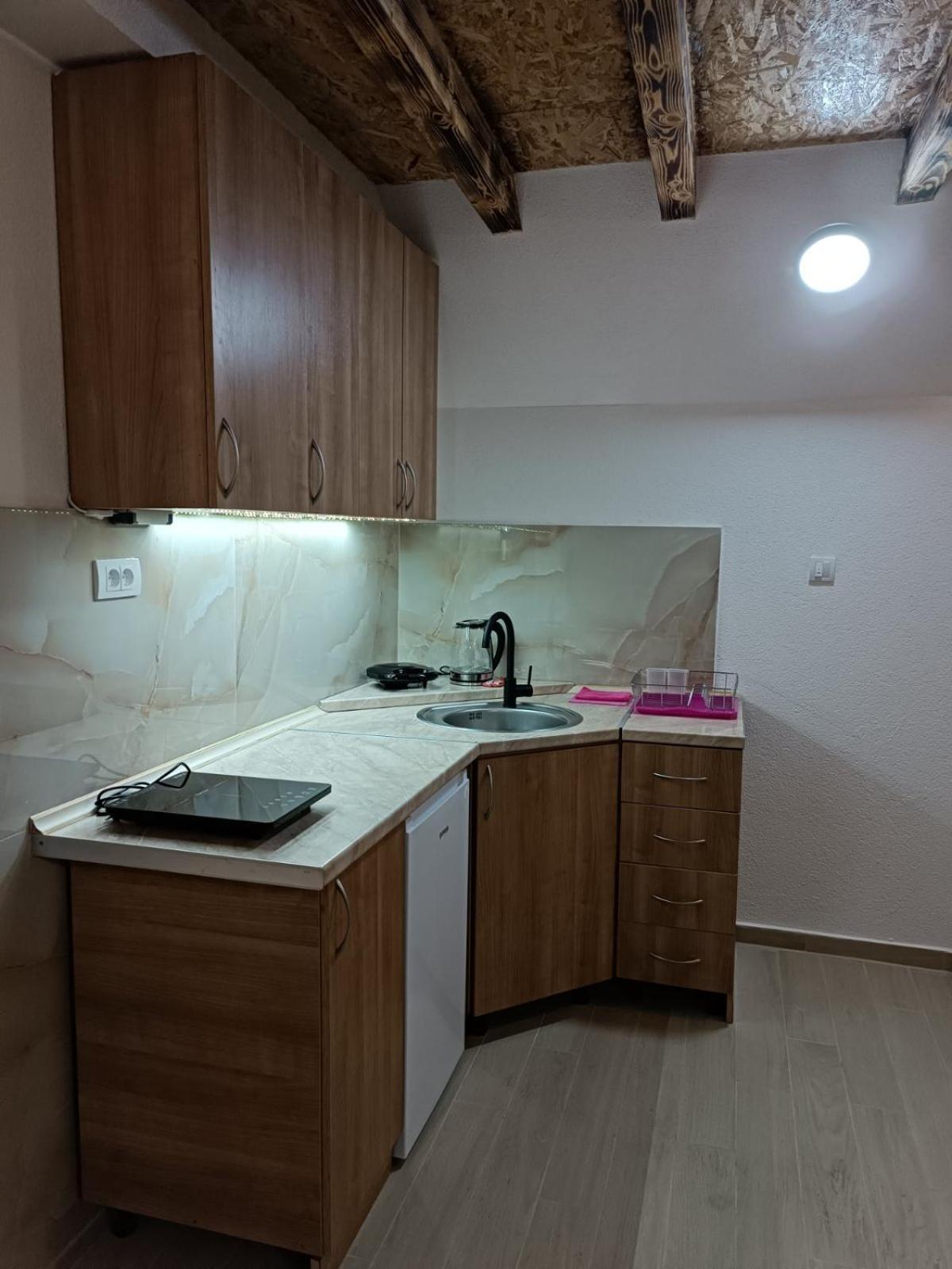 Apartmani Lena بلوزين المظهر الخارجي الصورة