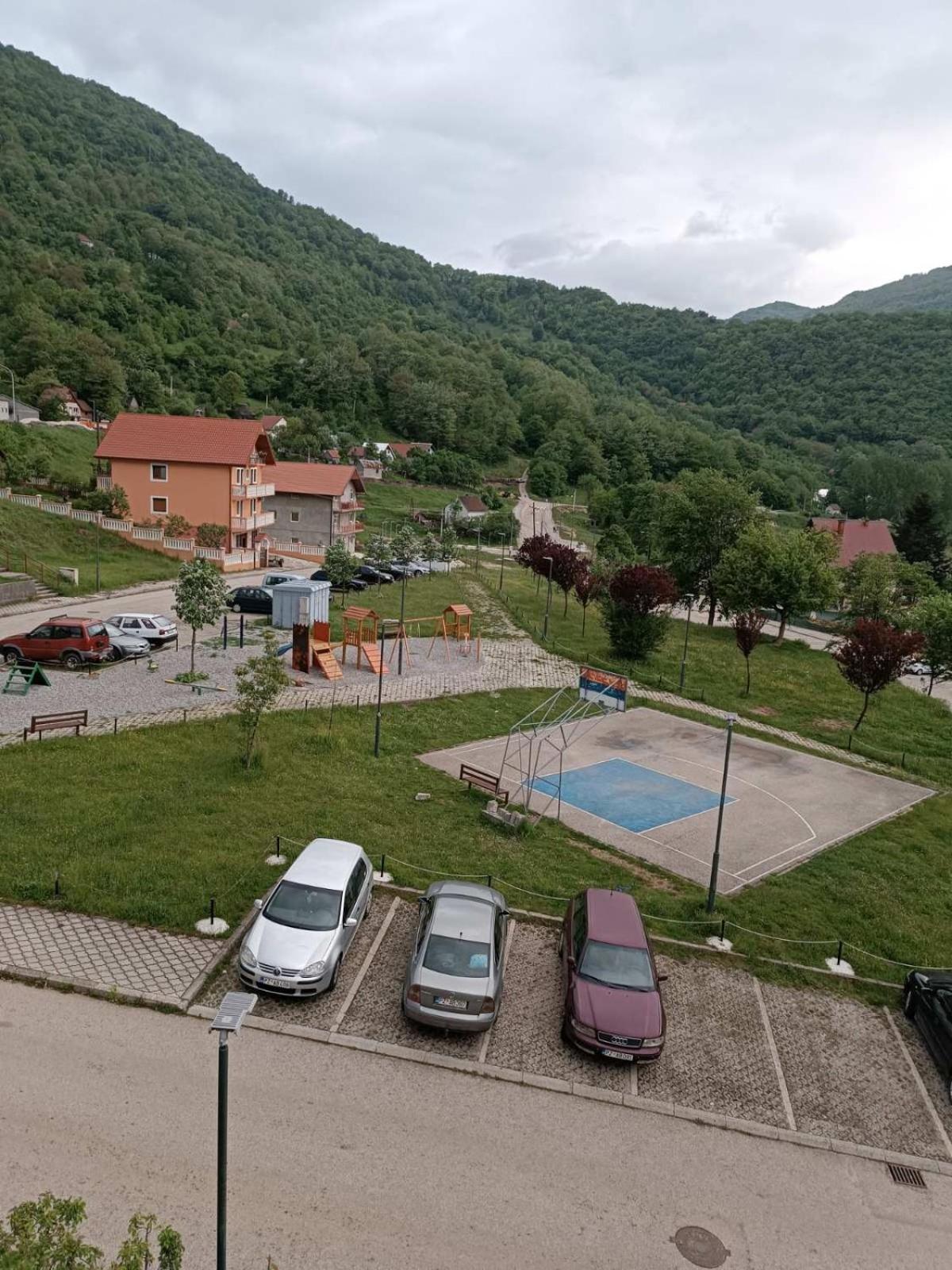 Apartmani Lena بلوزين المظهر الخارجي الصورة