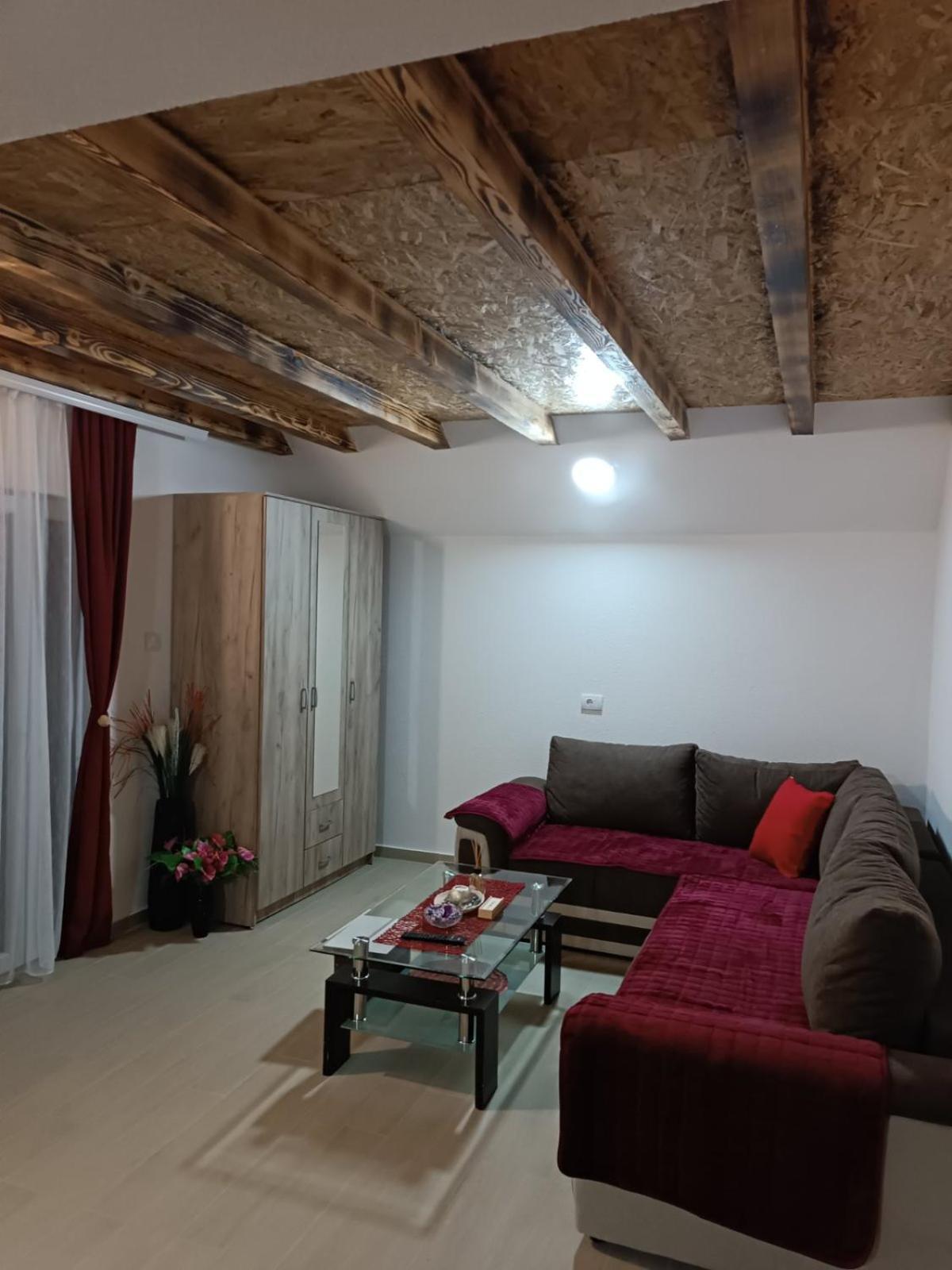 Apartmani Lena بلوزين الغرفة الصورة
