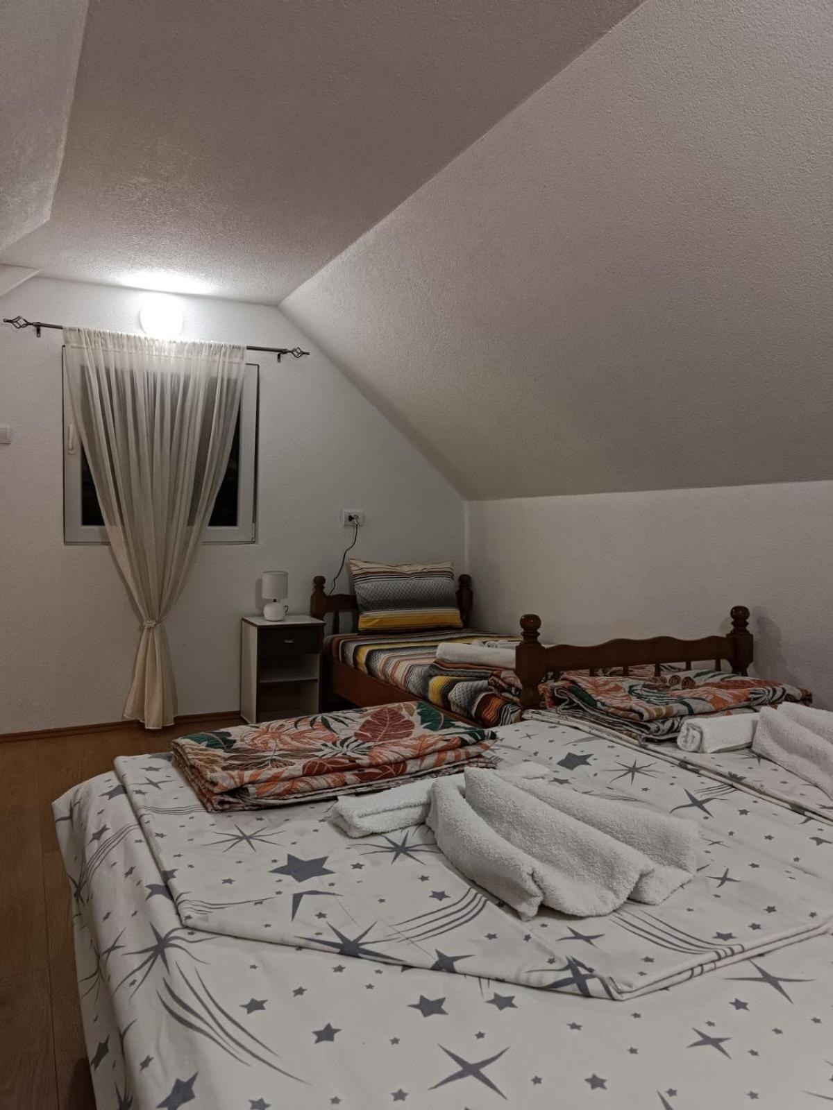 Apartmani Lena بلوزين الغرفة الصورة
