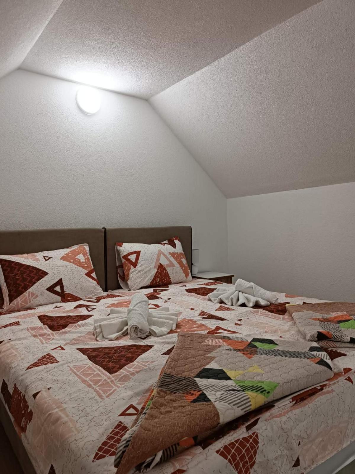 Apartmani Lena بلوزين الغرفة الصورة